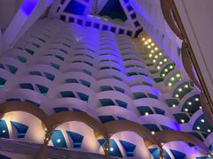 -迪拜帆船酒店海底餐厅