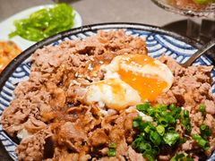 谷饲牛寿喜烧肉饭-沼津港精致料理·寿喜烧·烧鸟(龙湖南桥天街日料榜单店)