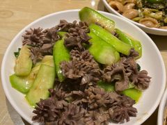 丝瓜炒鸡胗-东山茶寮(新安店)