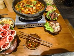 -黔有有贵州酸汤夺夺粉火锅(五味十字店)