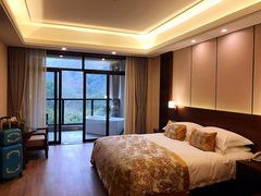 -天明山温泉大酒店