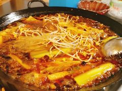 -鸿顺老铁锅美蛙鱼府(解放碑店)
