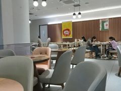 -必胜客(WOW阿罗海店)