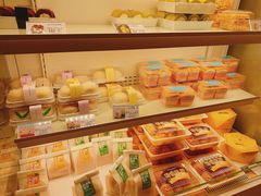 -好利来(康虹路店)