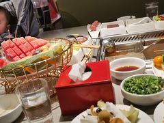 -海底捞火锅鲜切牛肉主题店(长寿路店)