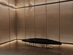 -涨巢·潮玩水疗局