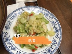 -一品红烧鸭特色川菜(三岔湖店)