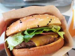 -麦当劳(哈西万达店)