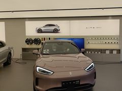 -华为智能生活馆(上海金桥国际商业广场)