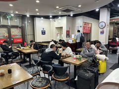 -李先生牛肉面大王(北京站售票厅餐厅)