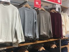 -优衣库(石家庄裕华万达广场店)