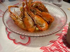 -肥肥虾庄·金牌油焖大虾(汉街SKP店)