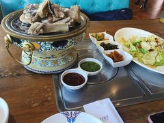 -蒙亨·手把肉·蒙古包文化主题餐厅(天恒广场店)