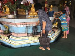 -ခြောက်ထပ်ကြီးရွှေသာလျောင်းဘုရားကြီး