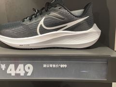 -NIKE上海青浦换季优惠店