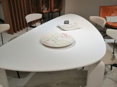 -罗奇堡家具(淮海西路店)