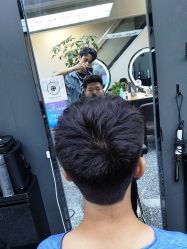 -藤野造型专业烫染接发