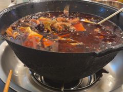 -鸿顺老铁锅美蛙鱼府(解放碑店)