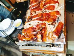 -东方之猪四更烤乳猪(金垦总店)