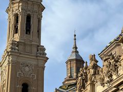 -皮拉尔圣母圣殿主教座堂