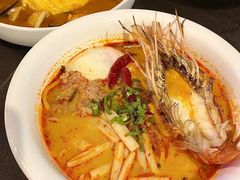 -周日夜市
