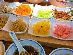 -怪噜范·老贵阳街头名小吃(鸿通城店)