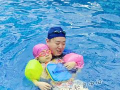 -Swim斯卫姆国际儿童游泳中心(红博中央公园店)