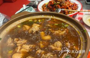 Spicy Tender Pig Trotters