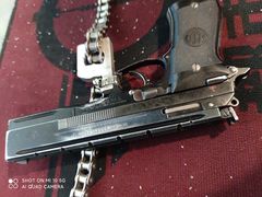 -都市枪神实弹射击俱乐部