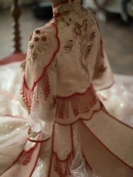 -衣贝姿婚纱礼服馆