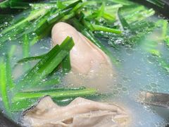 韭菜生蚝煲-菉雅苑·湛江菜(前海卓越INTOWN店)