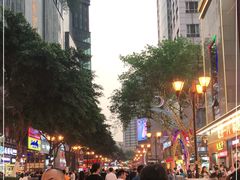 -八一好吃街·高品美食广场