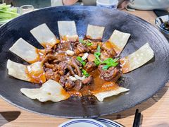 -锅里锅外地锅鸡