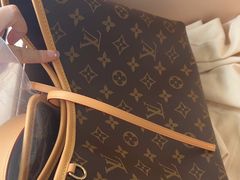 -聚云奢二手奢侈品黄金手表包包回收·中古店(三里屯总店)
