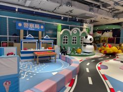 -利奥梦幻主题乐园(爱琴海购物公园店)