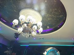 -路边边.炒菜烧烤.音乐餐厅(良乡长虹店)