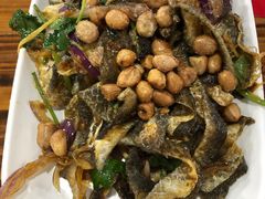 -章记正宗南岗鱼蛋火锅