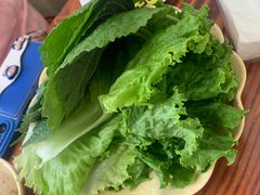 生菜苏子叶拼盘-千里马烧烤(一部)