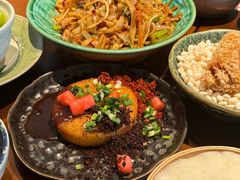 -包整·丝娃娃(一览甲秀楼风景店)