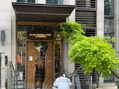 -六月花园咖啡馆(中关村东路店)