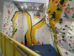 -问山MountQuest攀岩馆