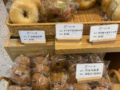 -提亚烘焙·手作面包·生日蛋糕(七星店)