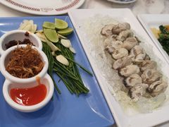 -光海鲜鱼翅餐厅(叻差拉披色路店)