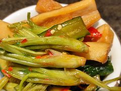 -靠山屯东北农家菜(八龙桥雅苑店)