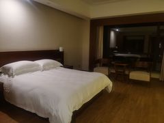 -天明山温泉大酒店