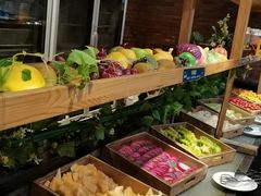 自助取餐区-圣琼美食百汇自助餐厅(福安购物广场店)