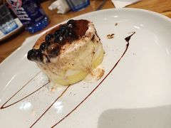 冲绳黑糖爆浆蛋糕-必胜客(百联又一城店)