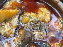 -有红鸡毛店·砂锅菜(抚琴夜市店)