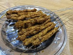 猪肉串-江城燕子大排档(江汉路步行街店)