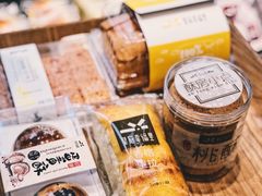 -皇冠幸福里动物奶油生日蛋糕(万达店)